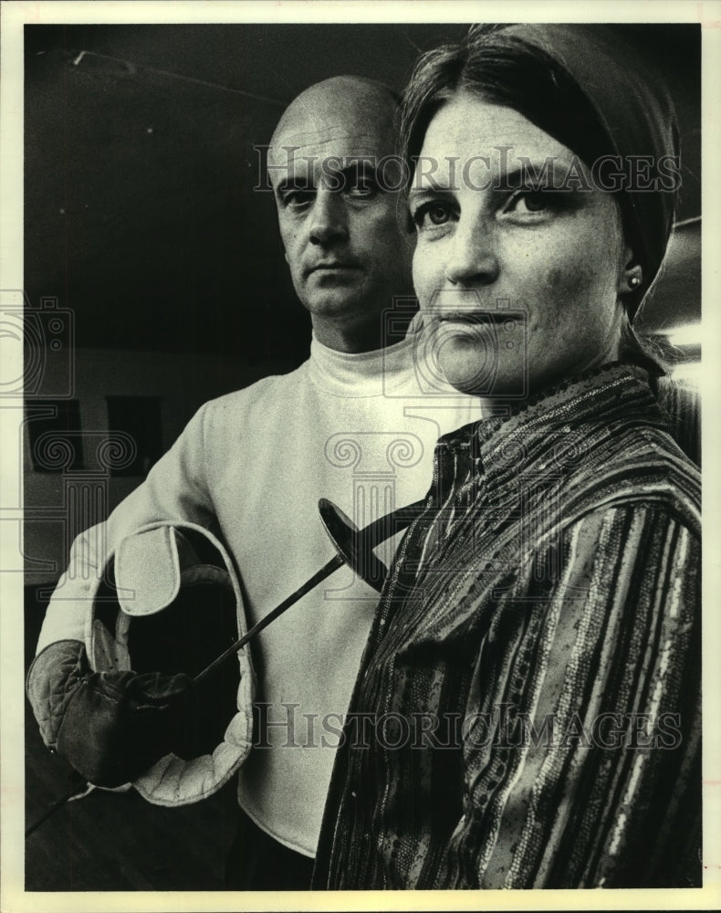 1978 Press Photo Michel and Nancy Sebastiani start fencing academy in Houston- Historic Images