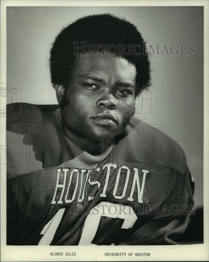 1977 Press Photo University of Houston football player Alonzo Giles. - hcs07414- Historic Images