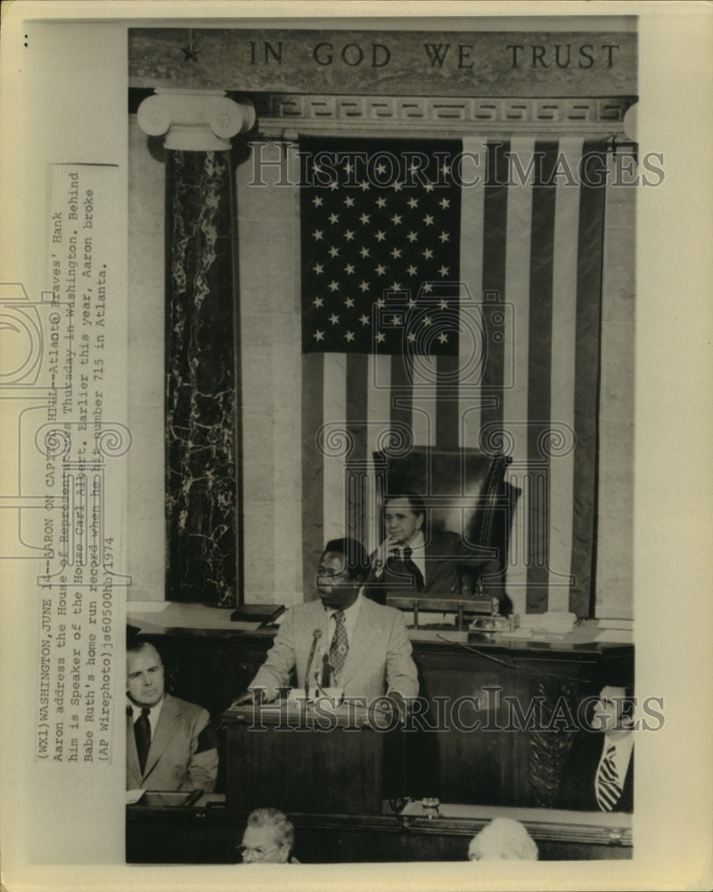 1974 Press Photo Atlanta Braves&#39; Henry Aaron addresses House of Representatives. - Historic Images