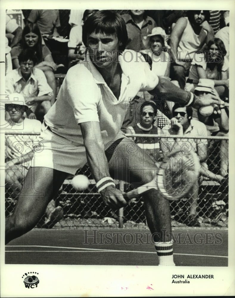 1977 Press Photo Professional tennis player John Alexander of Australia. - Historic Images