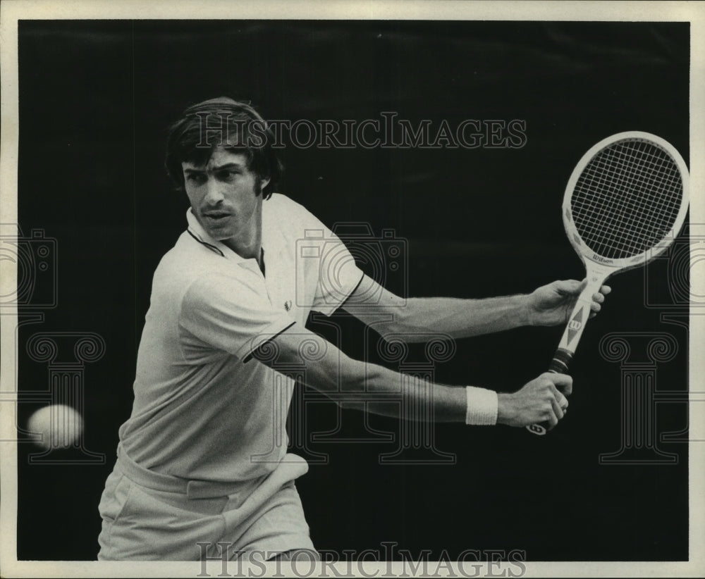 1974 Press Photo Professional tennis player Frank Forehling of the United State - Historic Images