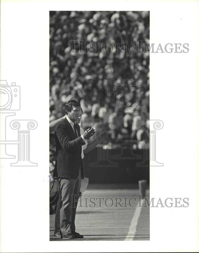 1982 Press Photo Football coach Jackie Sherrill watches game - hcs10198 - Historic Images