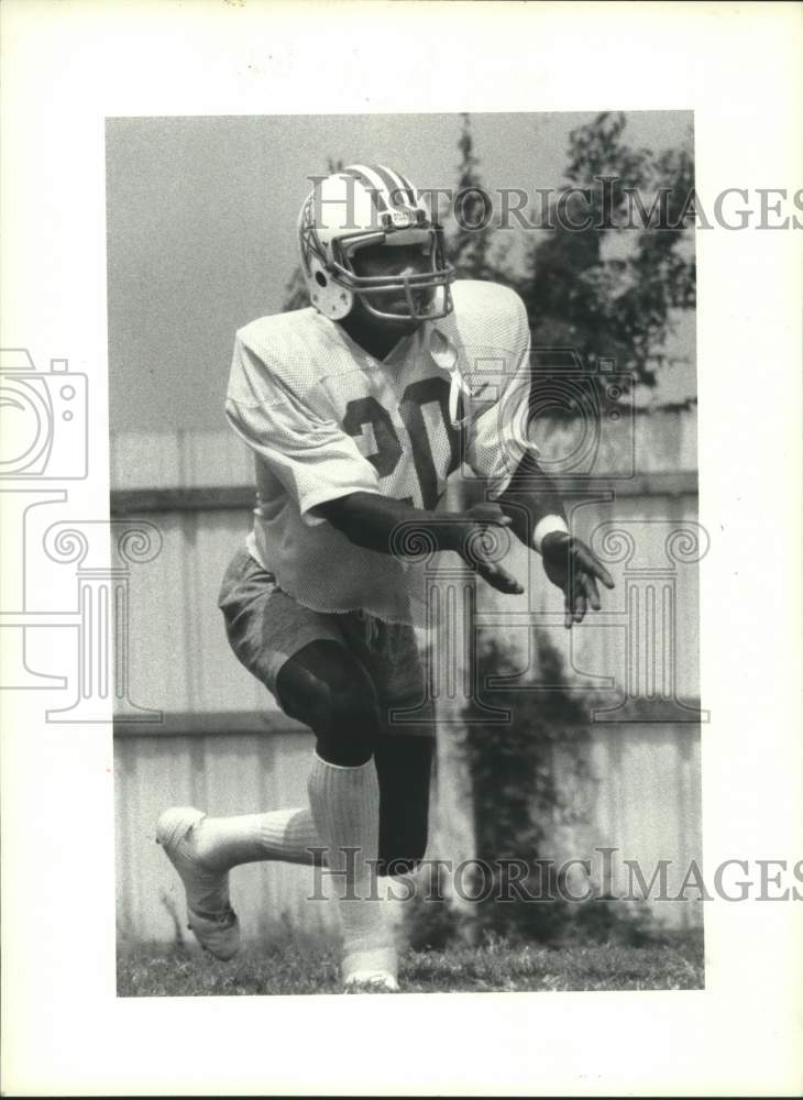 1981 Press Photo Willie Tullis, Houston Oilers football player - hcs10457 - Historic Images