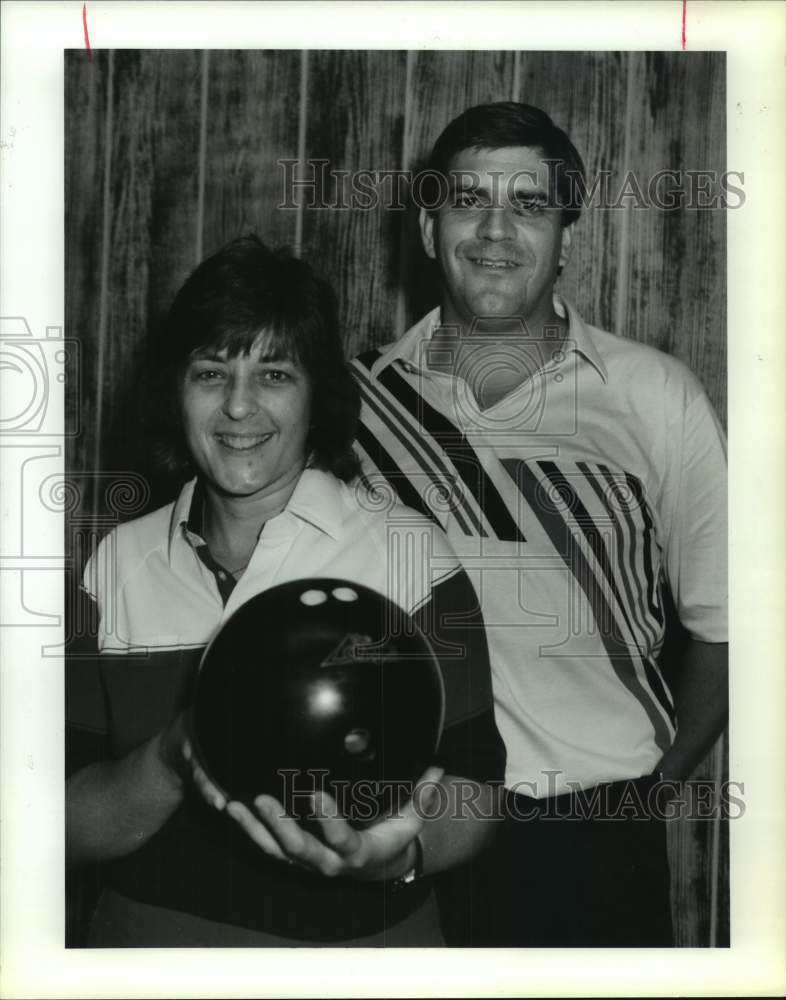 1991 Press Photo Houston bowlers Cass Leal, Duane Lee to team up at LPBA Doubles- Historic Images