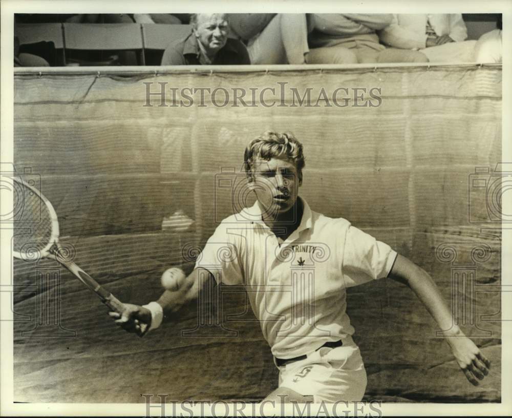 1977 Press Photo Trinity University tennis player Erich Iskersky. - hcs12632- Historic Images