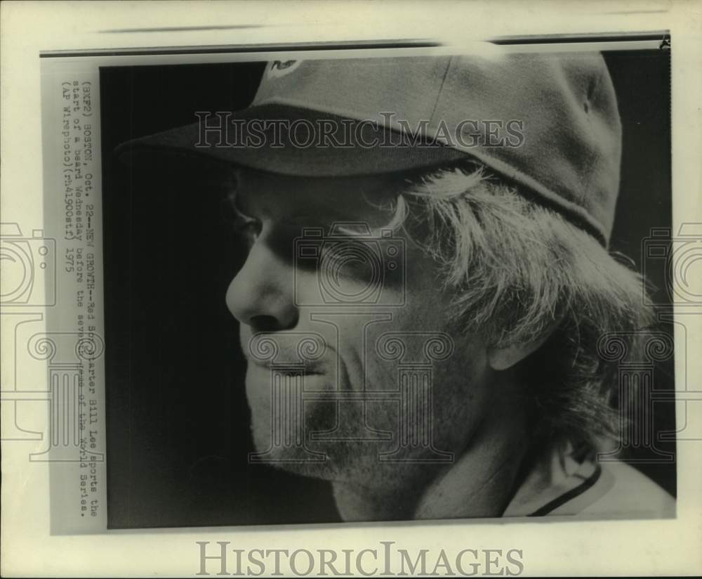 1975 Press Photo Red Sox pitcher Bill Lee grows beard for World Series game 7.- Historic Images