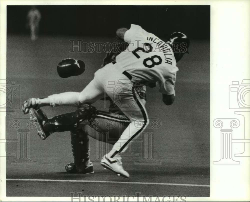 1992 Astros&#39; Pete Incaviglia barrels into Reds&#39; catcher Joe Oliver. - Historic Images