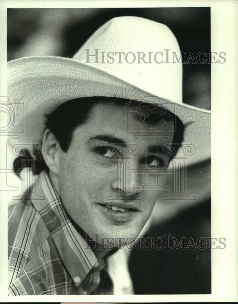 1987 Press Photo Rodeo cowboy Davie Peters. - hcs13750- Historic Images