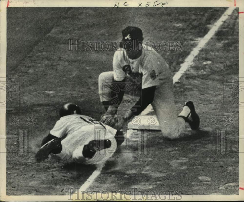 1970 Joe Morgan tagged out at third by Sonny Jackson - Historic Images