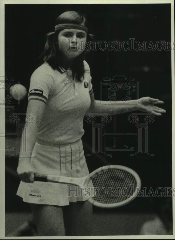 1981 Tennis player Hana Mandlikova hits ball - Historic Images