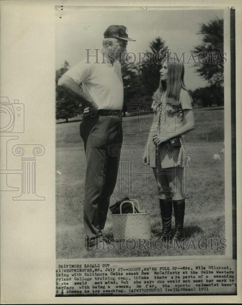 1971 Mrs Nila Gilcrest with Baltimore Colts coach Dan McCafferty, MD - Historic Images