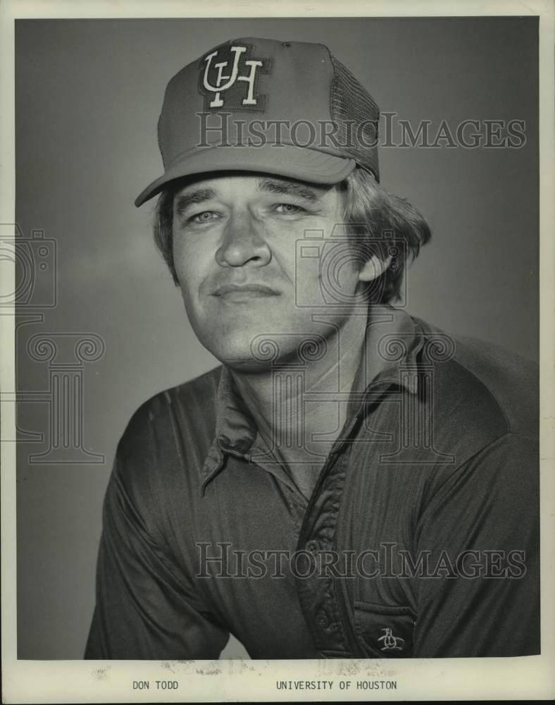 1983 Press Photo Football coach Don Todd of University of Houston - hc ...