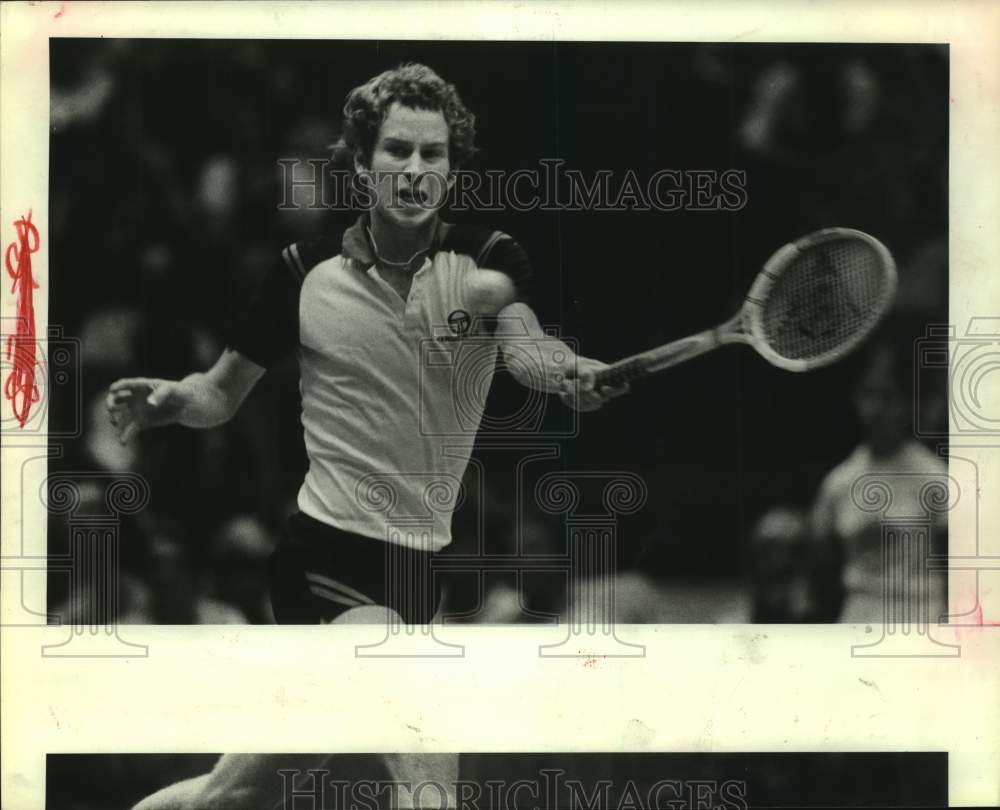 1981 Press Photo John McEnroe displays champion form at Texas tennis match - Historic Images