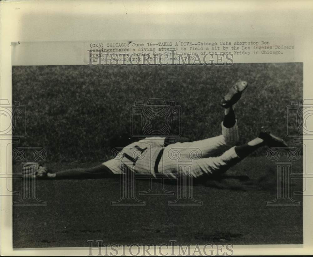 1972 Press Photo Chicago Cubs shortstop Don Kessinger makes dive to catch ball- Historic Images