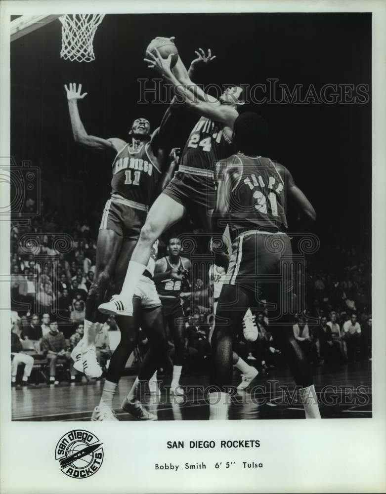 1970 Bobby Smith of the San Diego Rockets in action - Historic Images