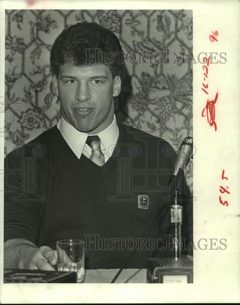 1981 Press Photo Arkansas' Billy Ray Smith will atone for games against Houston - Historic Images