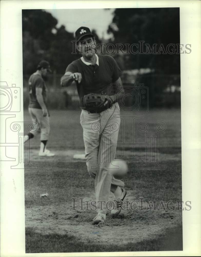 1988 Fast-pitch softball player Walter Wolff - Historic Images