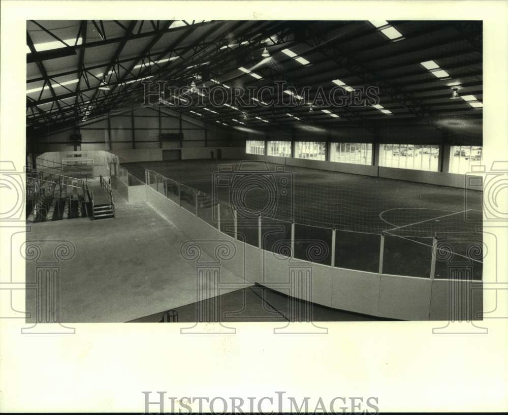 Press Photo Indoor soccer field in NW Houston - hcs16336- Historic Images