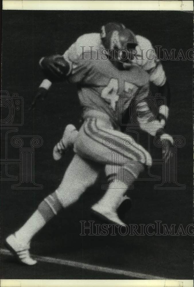 1974 Press Photo Oilers' Ronnie Coleman scores third touchdown against Chiefs. - Historic Images