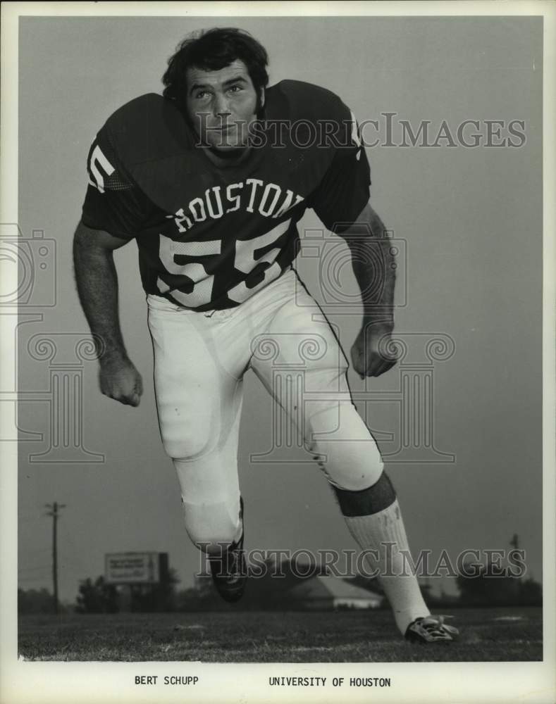 Press Photo Houston football player Bert Schupp runs during practice - Historic Images