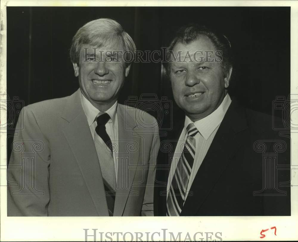 1984 Press Photo Doug Sanders and golfer Orville Moody at event - hcs18088 - Historic Images