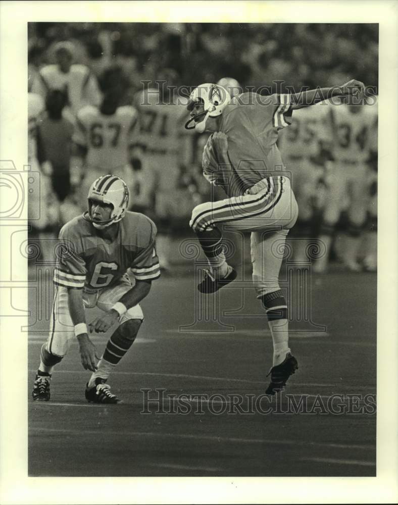 1983 Press Photo Houston Oilers football players John James &amp; Florian Kempf- Historic Images