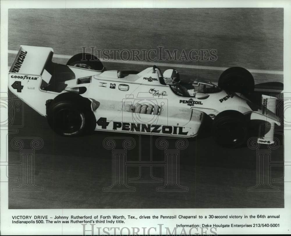 1974 Press Photo Johnny Rutherford drives to victory in 64th Indianapolis 500- Historic Images