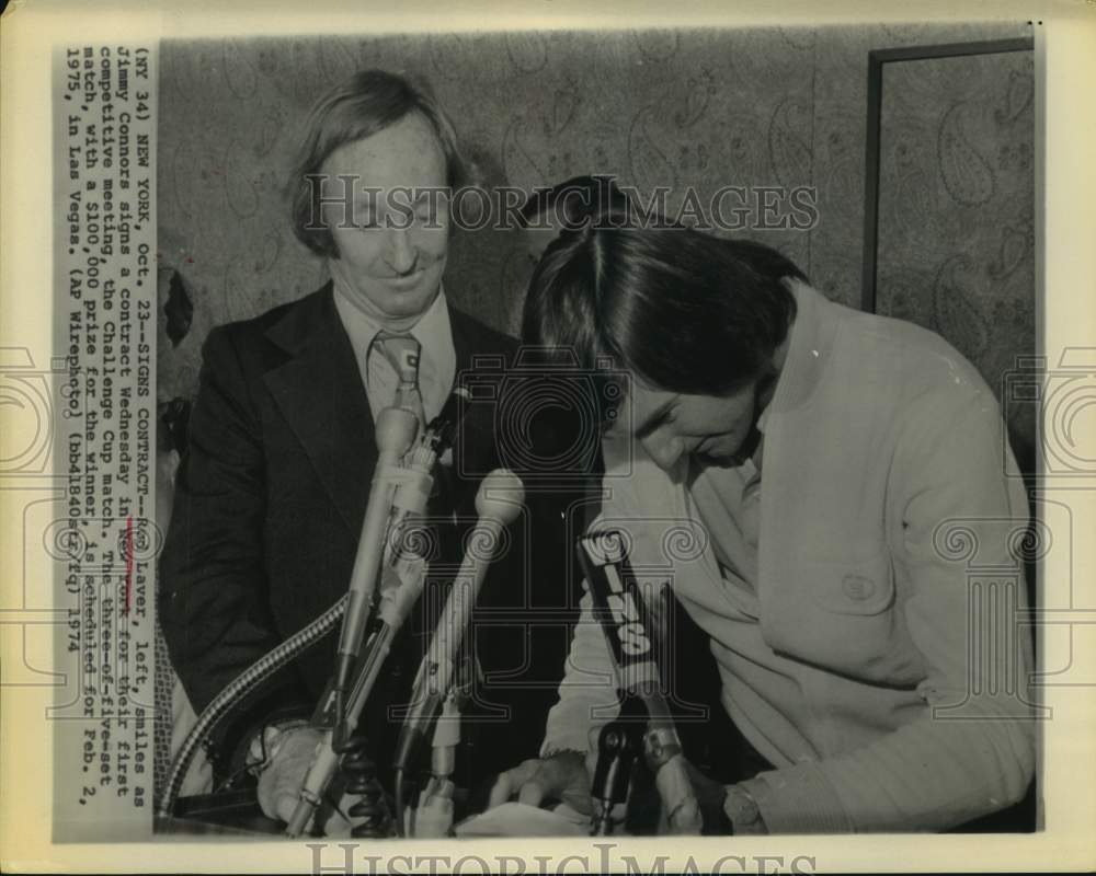 1974 Press Photo Tennis players Rod Laver and Jimmy Connors in New York - Historic Images