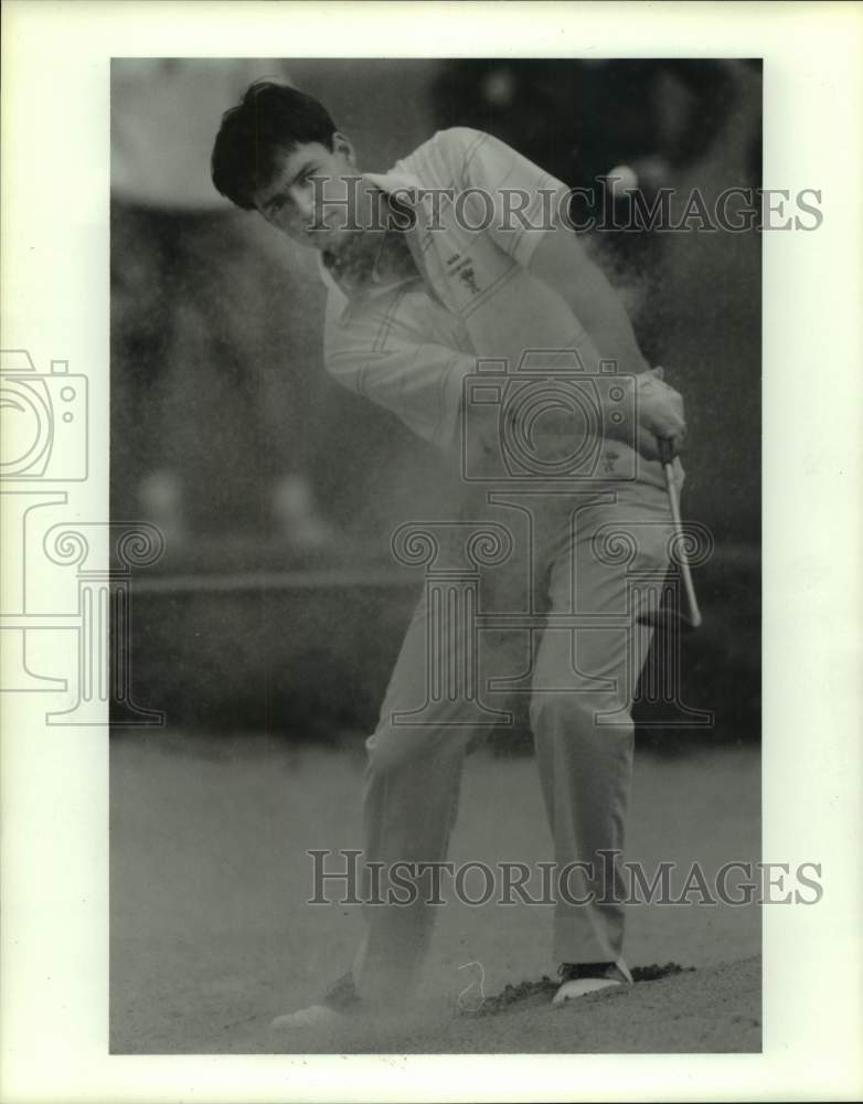 1986 Press Photo University of Houston's golfer Tommy Tyner in NCAA competition - Historic Images