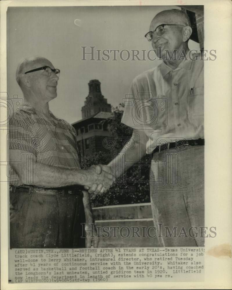 1960 Press Photo Texas intramural director Berry Whitaker retires after 41 years - Historic Images