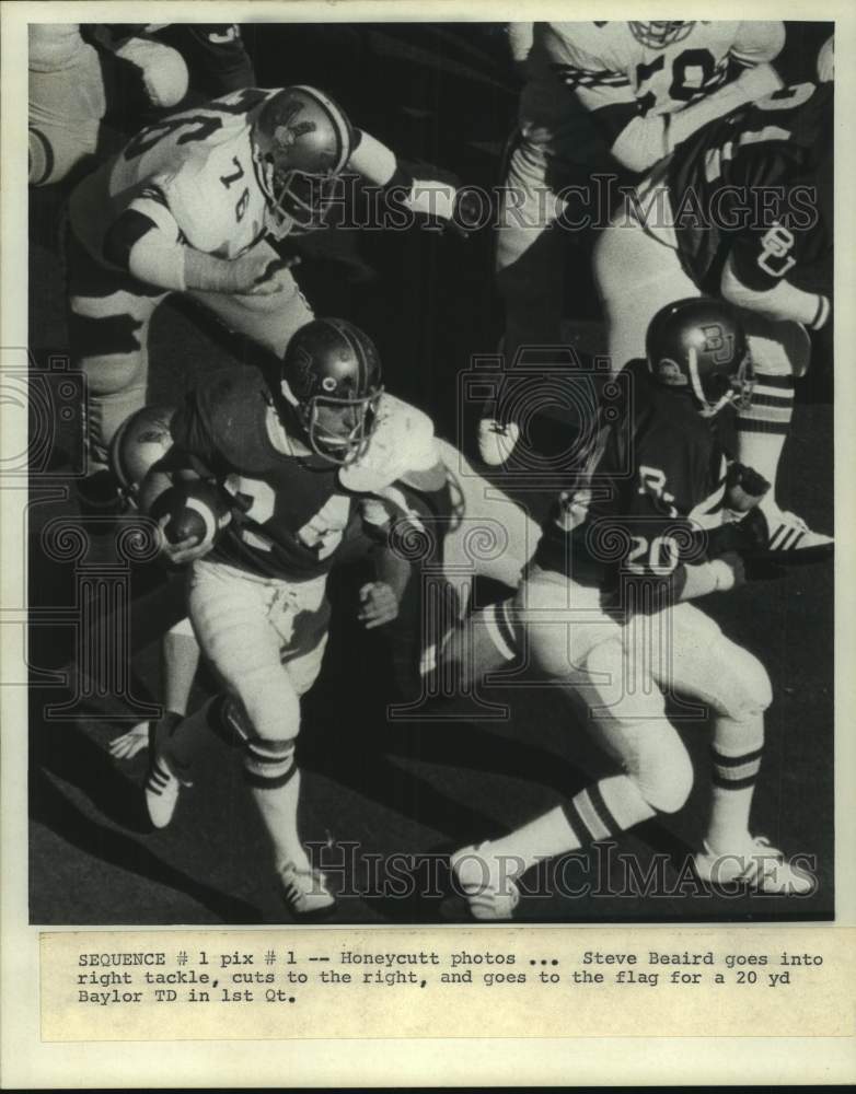 1974 Press Photo Baylor&#39;s Steve Beaird hits gap; runs for touchdown against Rice- Historic Images