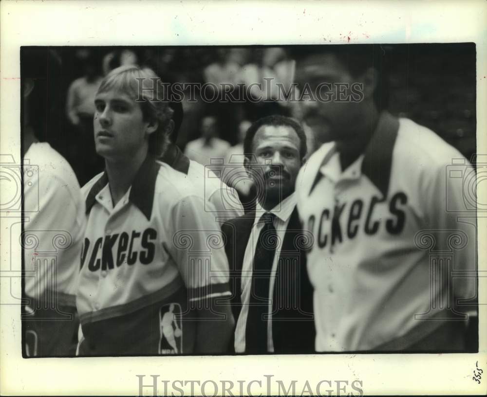 1986 Press Photo Rocket guard John Lucas benched pending drug test results - Historic Images