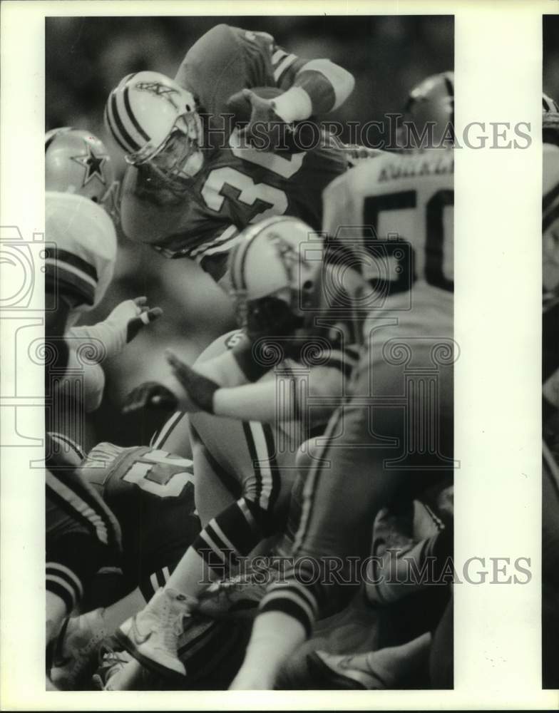 1986 Press Photo Houston Oilers and Dallas Cowboys play NFL football - hcs22016 - Historic Images