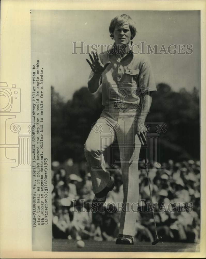 1975 Press Photo Golfer Johnny Miller gestures at his golf ball during Masters - Historic Images