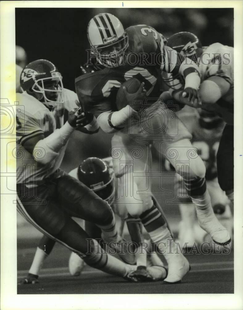 1988 Press Photo Houston Oilers football running back Mike Rozier runs in game- Historic Images