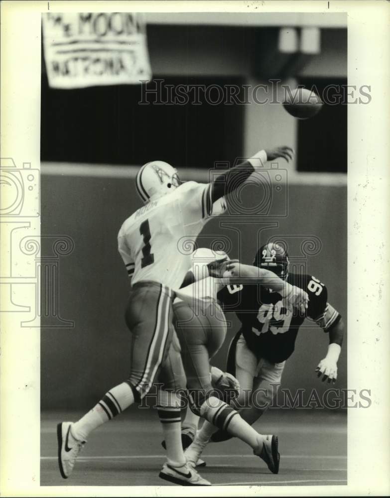 1985 Press Photo Houston Oilers football player Warren Moon vs. Pittsburgh- Historic Images