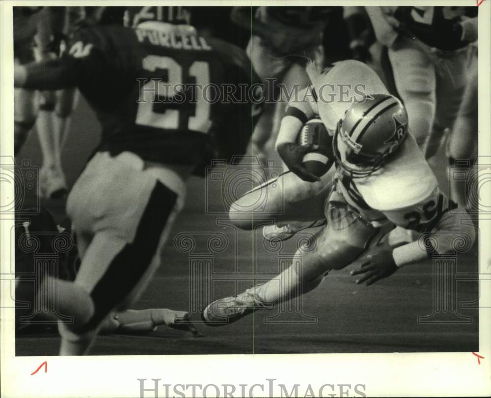 1984 Press Photo Rice University football player Marc Scott vs. Houston- Historic Images