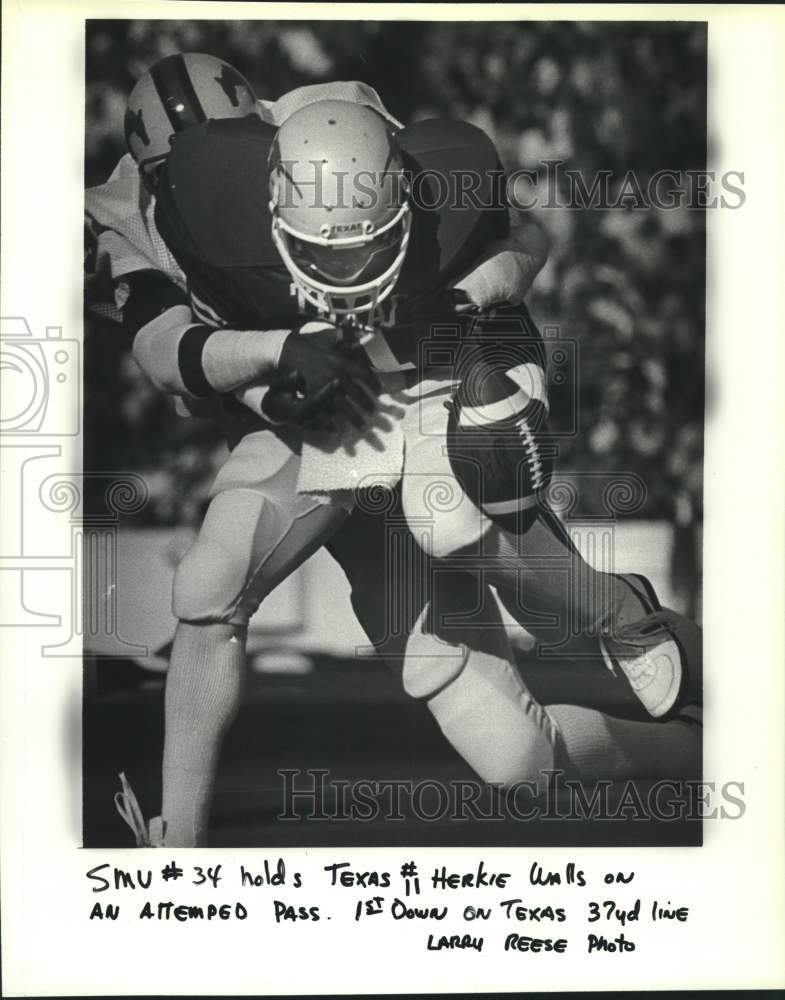 1982 Press Photo Southern Methodist and Texas play college football - hcs24641 - Historic Images
