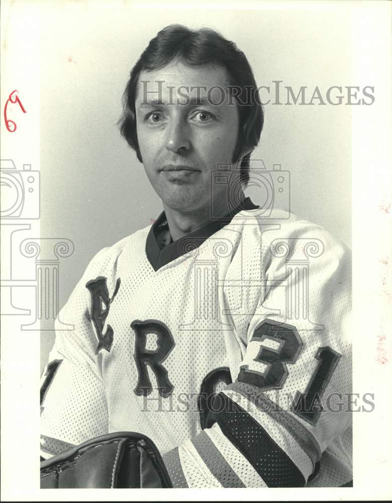 1978 Press Photo Houston Aeros hockey guard Ernie Wakeley - hcs24731 - Historic Images