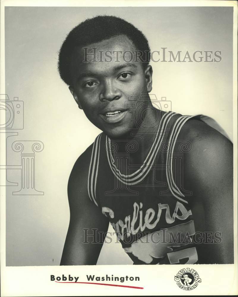 1972 Press Photo Cleveland Cavaliers basketball player Bobby Washington smiles - Historic Images