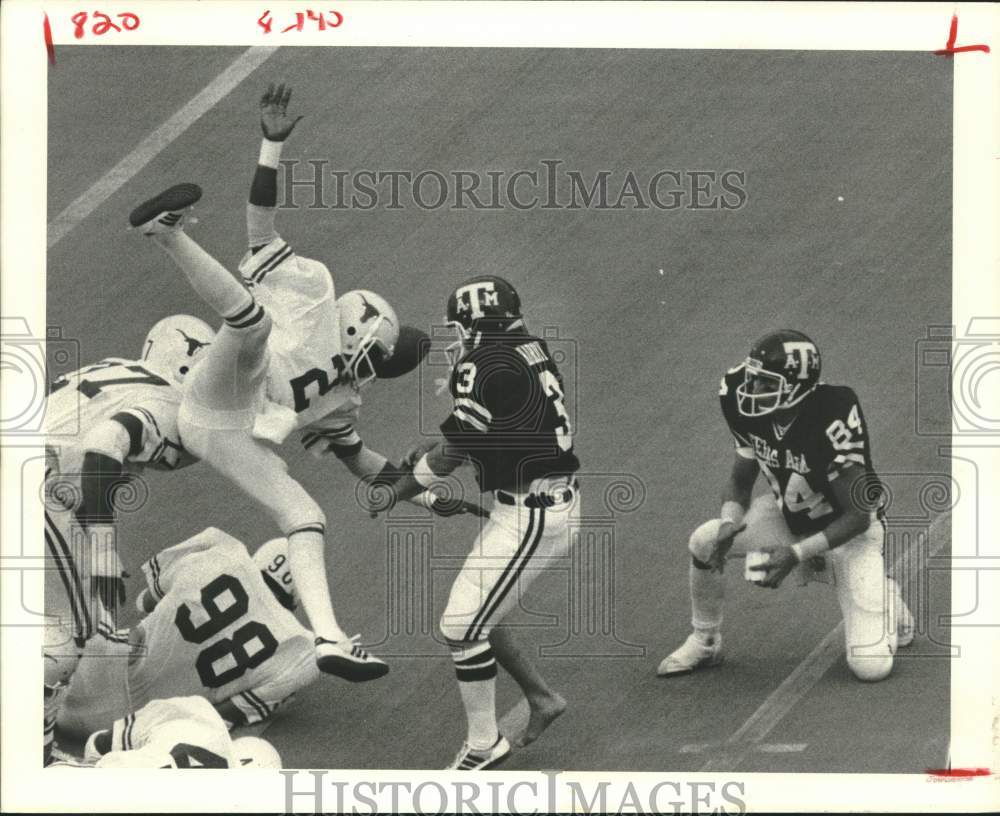 1979 Press Photo Texas and Texas A&amp;M play college football - hcs25676- Historic Images