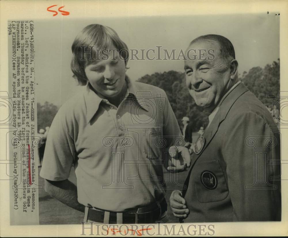 1974 Press Photo Golfers Lanny Wadkins and Gene Sarazen in Augusta, Georgia- Historic Images