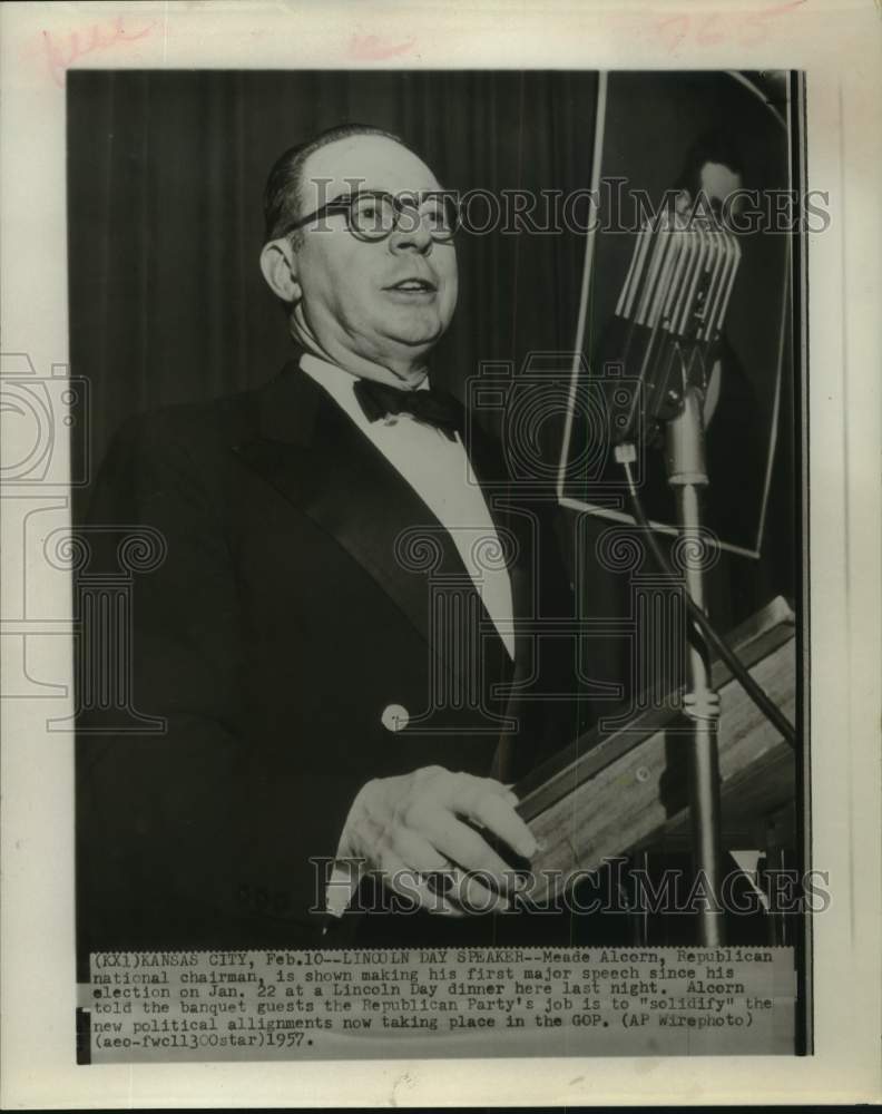 1957 Meade Alcorn, GOP chairman speaks at Kansas City banquet-Historic Images