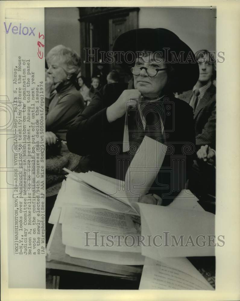 1974 Press Photo Washington-Representative Bella Abzug  prepares to testify. - Historic Images