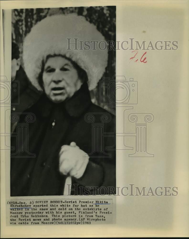 1963 Press Photo Nikita Khrushchev in white fur hat - Soviet Premier - Historic Images