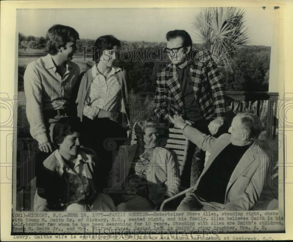 1975 Entertainer Steve Allen chats with Smith family in Seabrook, SC - Historic Images