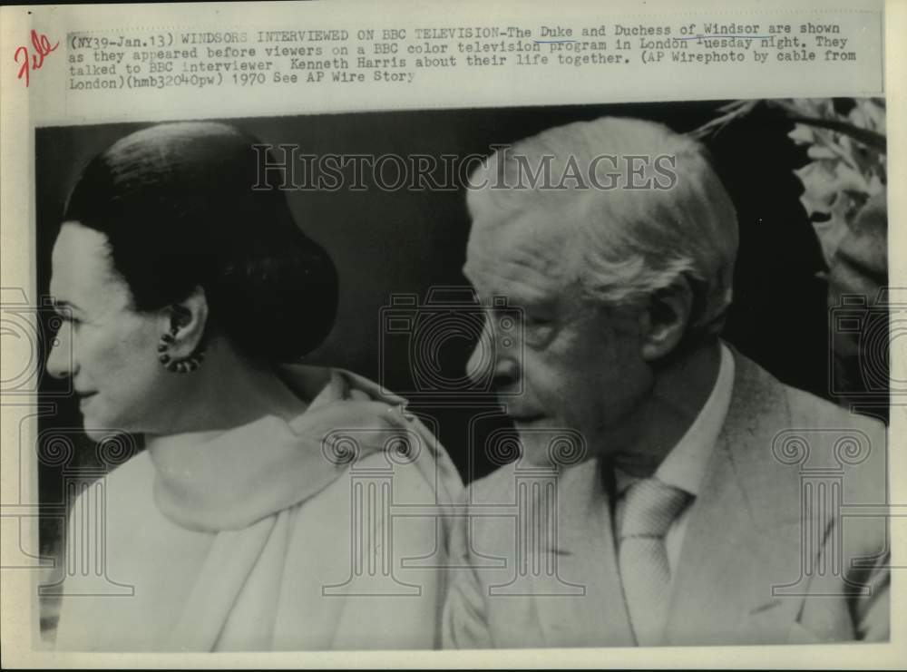 1970 Press Photo Duke and Duchess of Windsor interviewed by BBC&#39;s Kenneth Harris - Historic Images