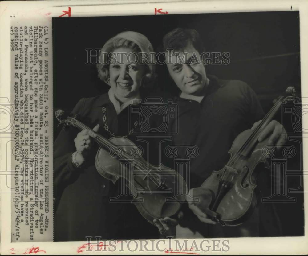 1975 Press Photo Mrs. Jack Benny, Zubin Mehta; Los Angeles Philharmonic - Historic Images