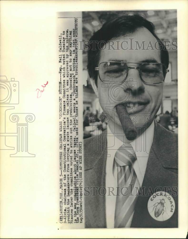 1974 Press Photo Representative Neil Caldwell with cigar in mouth, Austin Texas. - Historic Images