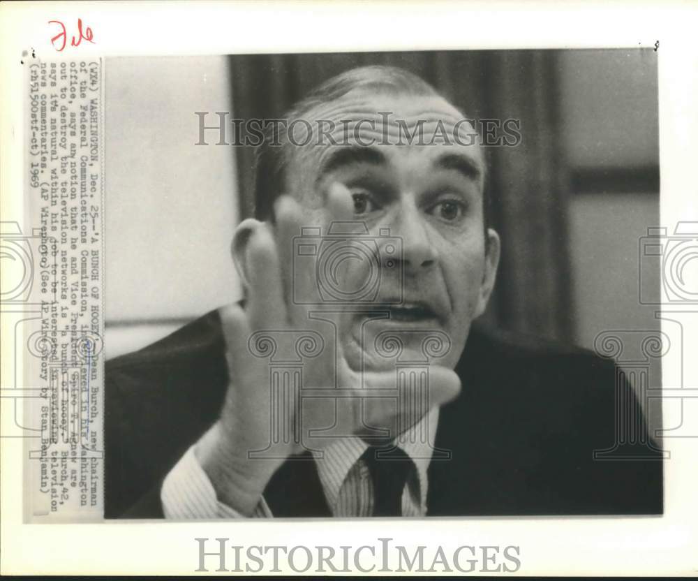 1969 Press Photo FCC&#39;s Dean Burch not out to destroy TV networks, he says - Historic Images